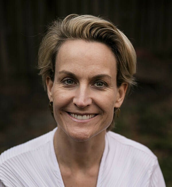 Gretchen Peters
